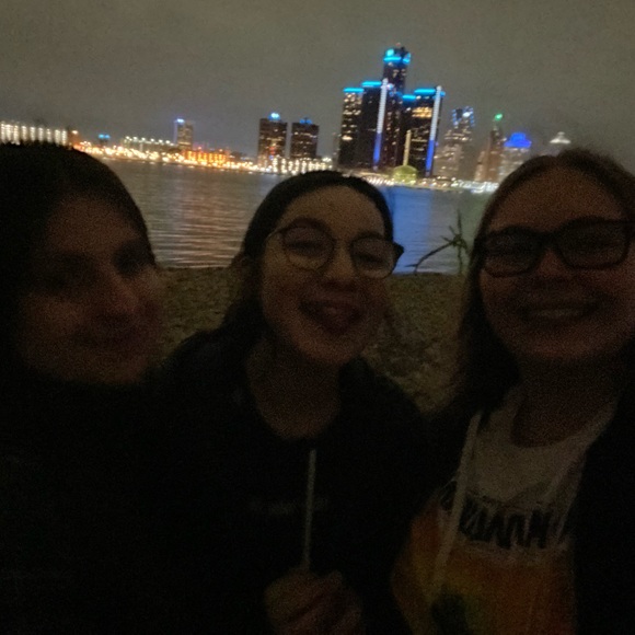 Meet your Posher, Peyton - Picture 1 of 1